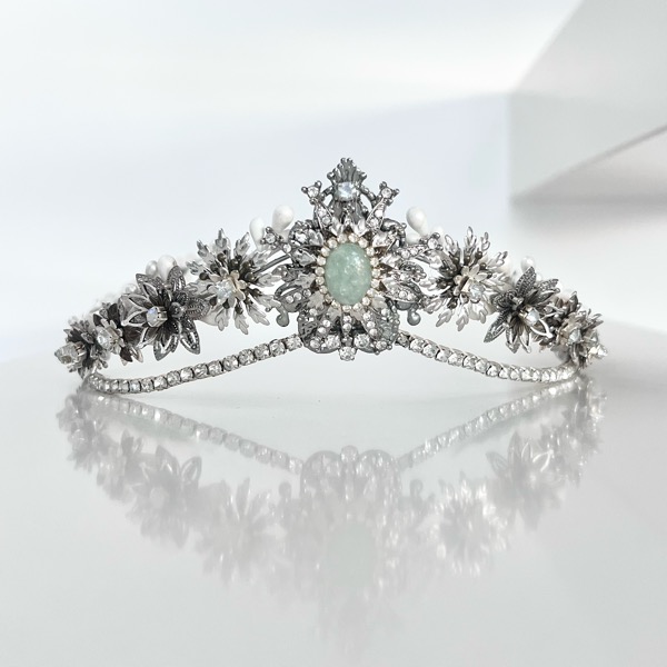 Tiara Jazmín Centro Ovalado